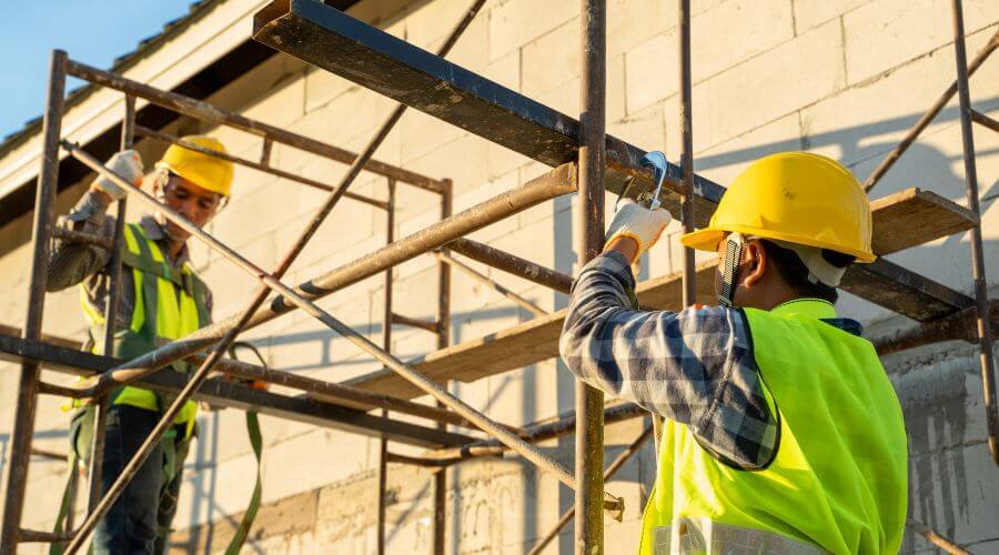 Professional fairlawn roofing services in Osnabrock, ND